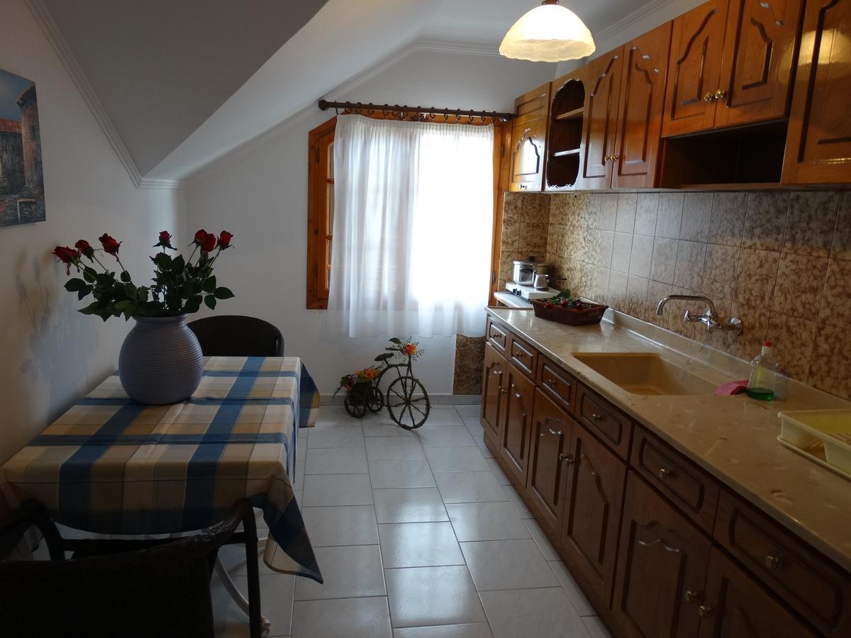 Christakos Apartments Vrasná Zewnętrze zdjęcie