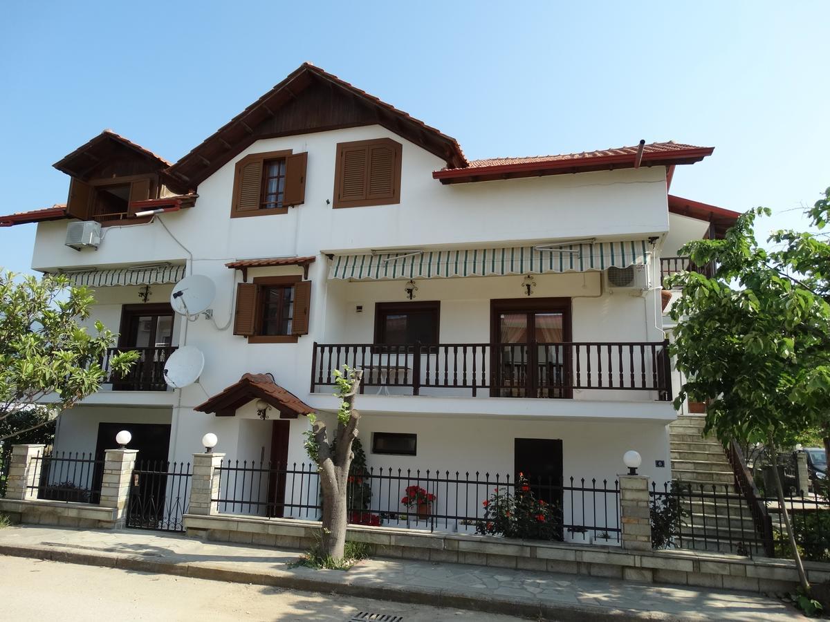 Christakos Apartments Vrasná Zewnętrze zdjęcie